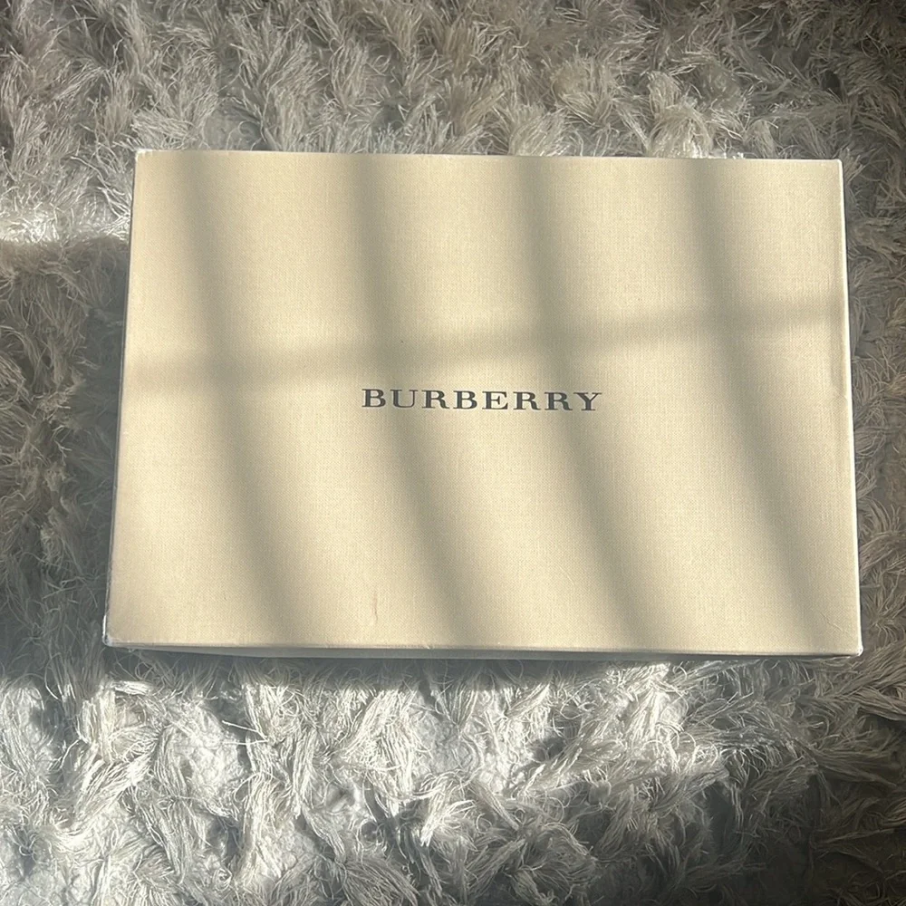 Burberry Dark Tan w/ buckle pumps - Picture 3 of 9